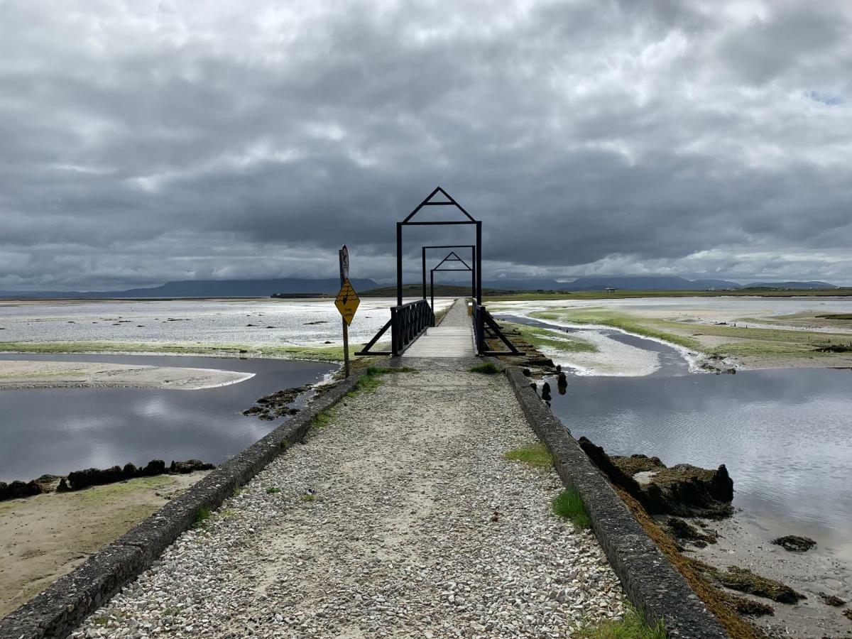 Hotel Mary'S Of Mulranny Exterior foto